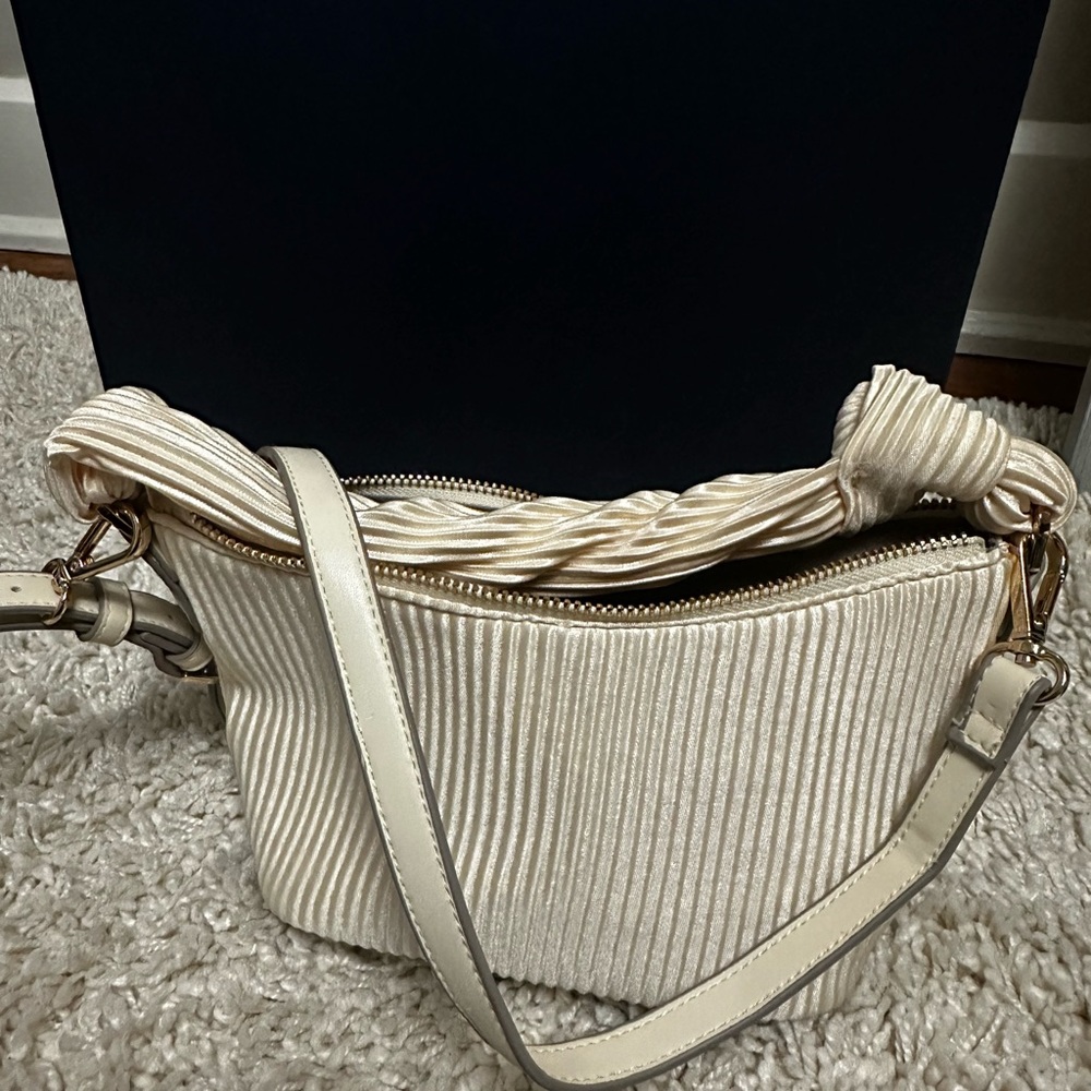 A New Day Ivory Off White Pleated Faux Leather Purse Handbag